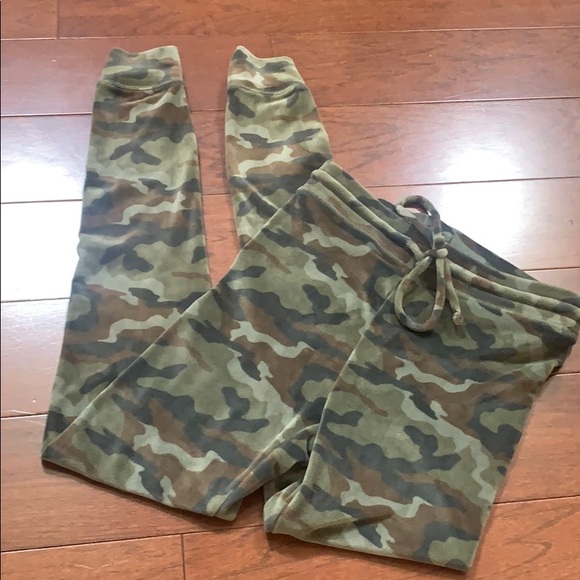 American Eagle Outfitters Pants - American Eagle fleece joggers